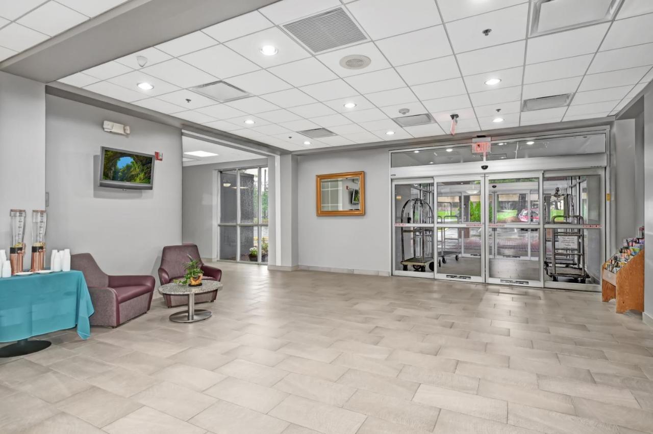 Holiday Inn - Piscataway - Somerset By Ihg Exterior foto
